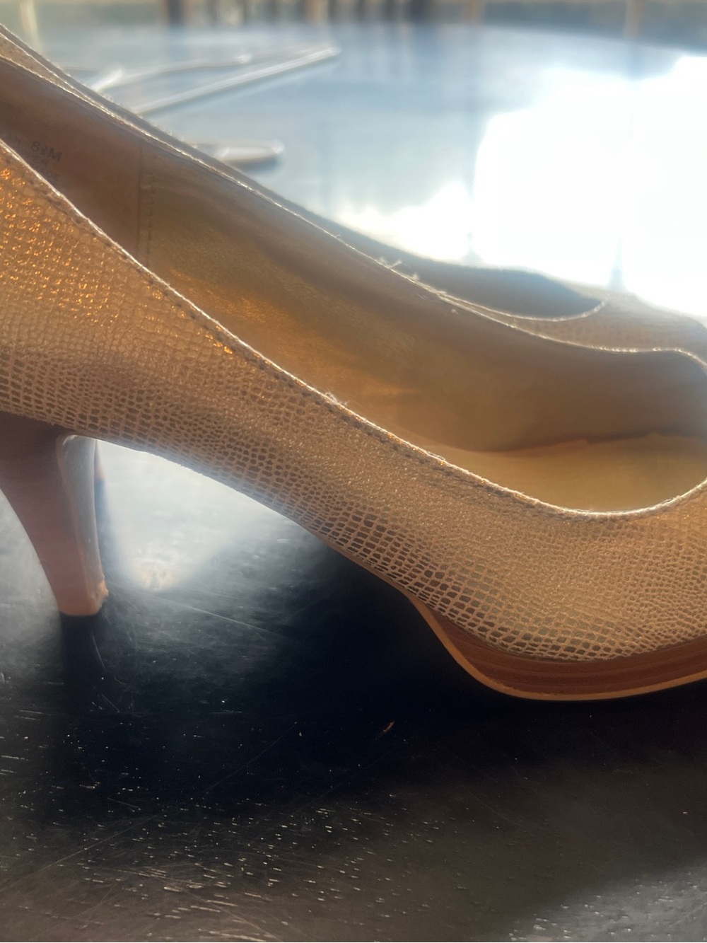 Elegant Metallic Heel Pumps - Champagne